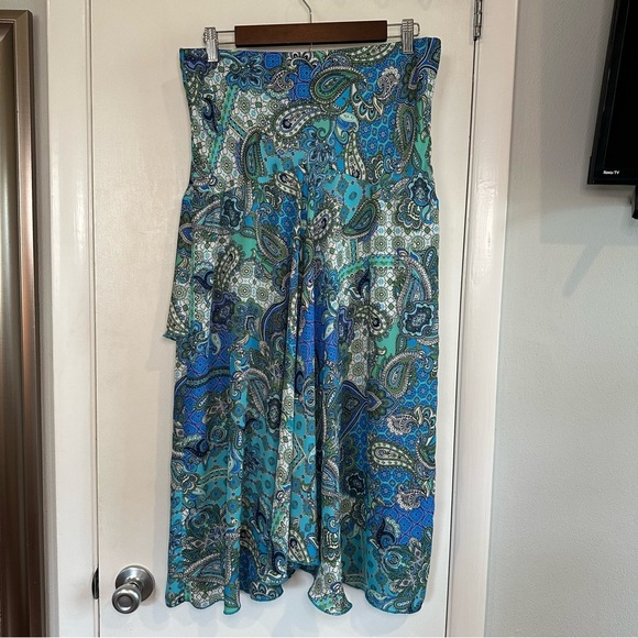 Y2K Drop Waist Paisley Asymmetrical Midi Skirt. Large. Blue. - Picture 5 of 6